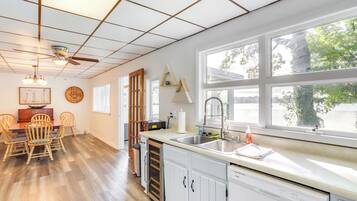 Cottage (3 Bedrooms) | Interior