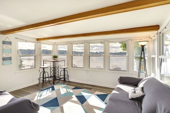 Cottage (3 Bedrooms) | Front of property