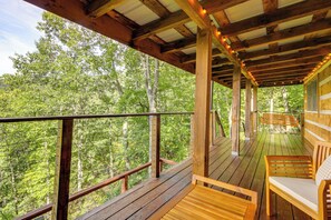 Unclassified image, 4 of 46, button - Mountain View Cabin w/ Hot Tub: 27 Mi to Asheville (Clyde)