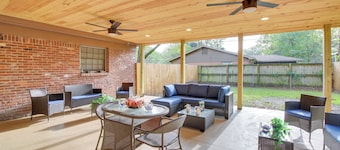 Spacious Little Rock Home w/ Patio - 9 Mi to Dtwn!