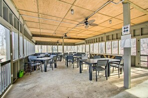 Apartment (4 Bedrooms) | Interior - All-season Fun! Wintergreen Resort Condo w/ Views (Nellysford)