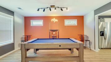 House (4 Bedrooms) | Interior