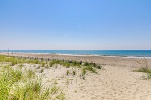House (2 Bedrooms) | Interior - Emerald Isle Vacation Rental, Walk to Beach! (Emerald Isle)