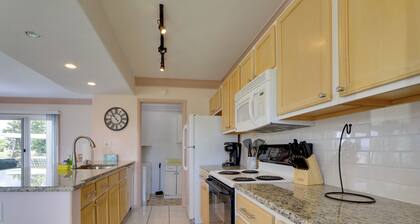 Pet-friendly Port Charlotte Home w/ Canal Access!