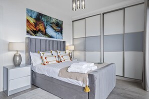 3 Schlafzimmer, BĂŒgeleisen/BĂŒgelbrett, Reisekinderbett, kostenloses WLAN