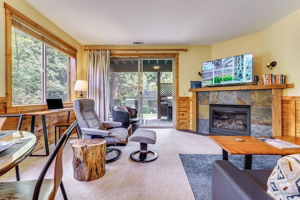 Apartment (2 Bedrooms) | Interior - Boulders Truckee Condo Near Donner Lake + Skiing! (Truckee)