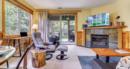 Boulders Truckee Condo Near Donner Lake + Skiing!