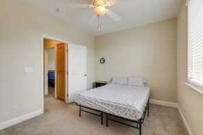 House (5 Bedrooms) | Interior - Family-friendly Manteca Vacation Rental w/ Pool! (Manteca)