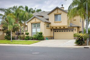 House (5 Bedrooms) | Interior - Family-friendly Manteca Vacation Rental w/ Pool! (Manteca)