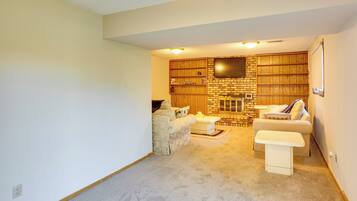 Rumah (4 Bedrooms) | Interior