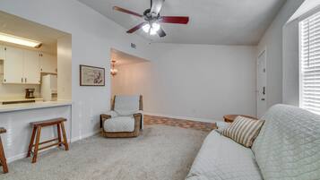 Apartment (1 Bedroom) | Interior