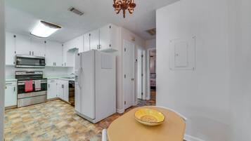 Apartment (1 Bedroom) | Interior