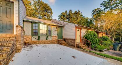 Cozy Tallahassee Home - 2 Mi to Governors Square!