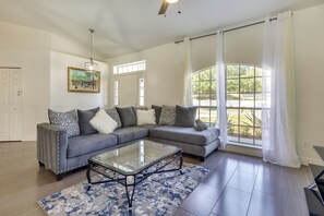 House (3 Bedrooms) | Interior - Orlando Area Home w/ Lanai: 10 Mi to Disney! (Davenport)