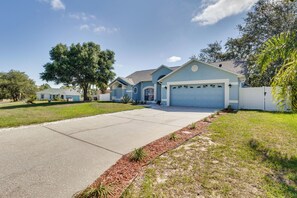 House (3 Bedrooms) | Interior - Orlando Area Home w/ Lanai: 10 Mi to Disney! (Davenport)