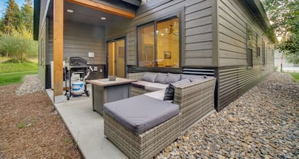 1 Mi to Payette Lake & Town: Mccall Getaway!