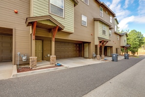 Apartment (3 Bedrooms) | Interior - Spacious Retreat < 3 Mi to Downtown Flagstaff! (Flagstaff)