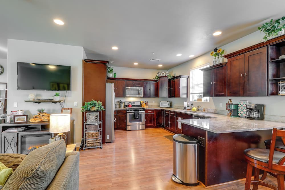 Spacious Retreat < 3 Mi to Downtown Flagstaff! - Fort Tuthill, AZ