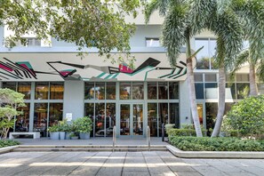 Interior - High-end Miami Condo w/ City & Bay Views!!! (Miami)