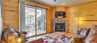Walk to Main Street: Grand Lake Condo w/ Patio