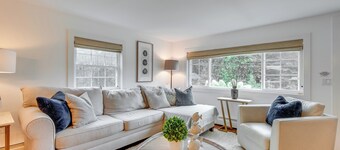 Rye Coastal Retreat w/ Deck & Outdoor Dining