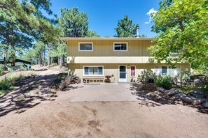 House (2 Bedrooms) | Interior - Serene Home w/ Hot Tub - 6 Mi to Boulder Falls! (Nederland)