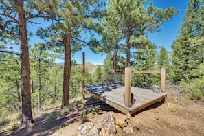House (2 Bedrooms) | Interior - Serene Home w/ Hot Tub - 6 Mi to Boulder Falls! (Nederland)