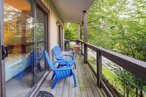 Apartment (2 Bedrooms) | Interior - Pet-friendly Beech Mountain Condo: Walk to Slopes! (Banner Elk)