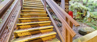 Walk to Slopes! Beech Mountain Condo, Pet Friendly