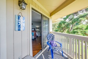 Terrace/patio - Little River Condo w/ Pool Access - Near Beaches! (Little River)
