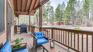 Mökki (3 Bedrooms) | Majoituspaikan julkisivu