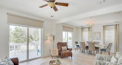 Sunny Key Largo Home w/ Golf Cart & Kayaks