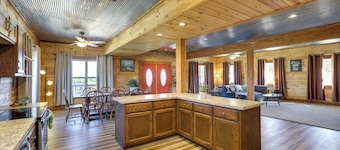 Spacious Franklin County Retreat on 80 Acres!