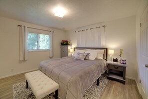 House (4 Bedrooms) | Interior - Simple + Charming Idaho Retreat w/ Patio! (Idaho Falls)