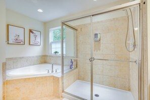 Interior - Glen Burnie Vacation Rental w/ Private Deck! (Glen Burnie)