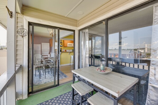 Interior - Bright Destin Condo w/ Community Pool! (Destin)