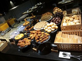 Daily buffet breakfast (EUR 12 per person)