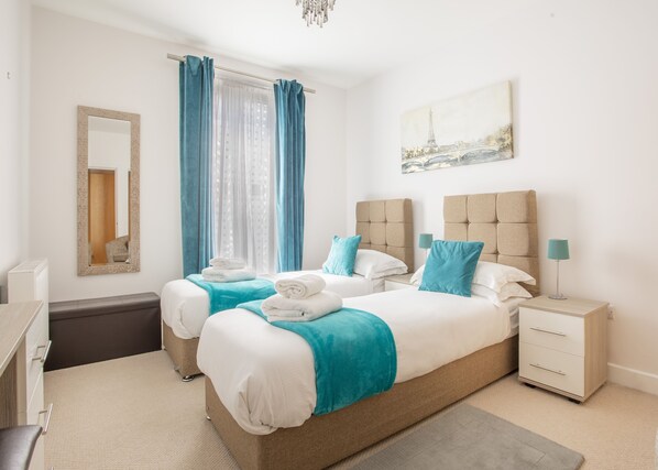 1 bedroom, iron/ironing board, free WiFi
