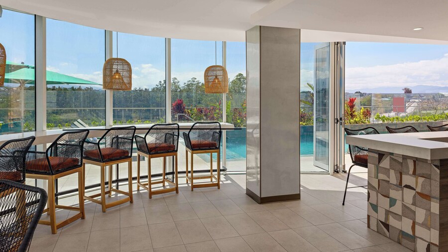 Hilton Garden Inn San Jose Airport City Mall