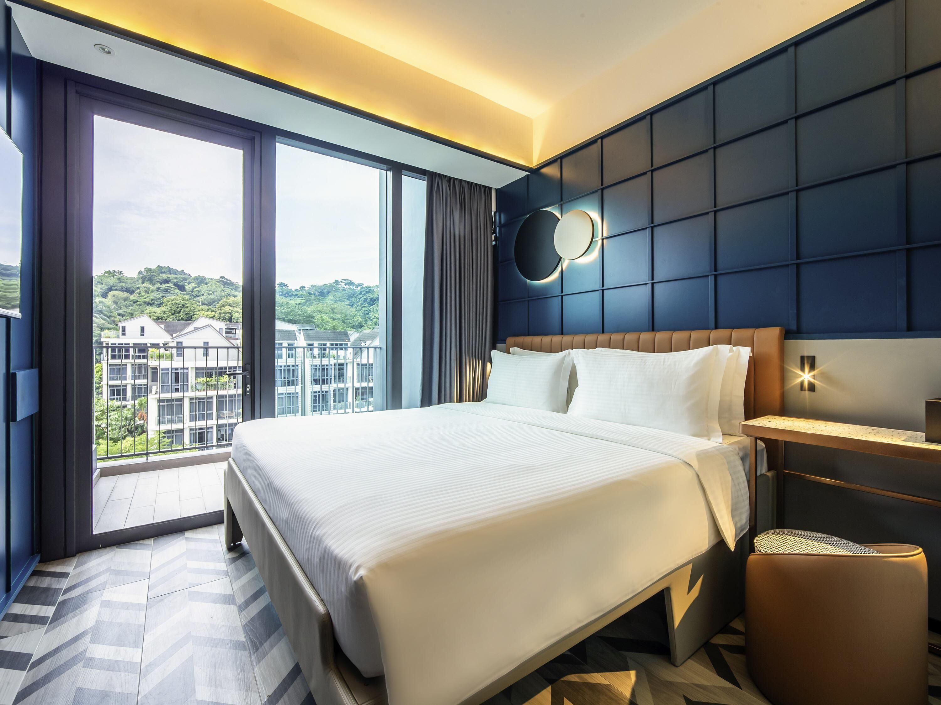 Deluxe Room, 1 Double Bed, Balcony | In-room safe, laptop workspace, blackout curtains