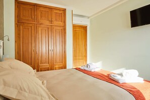 2 bedrooms, iron/ironing board, WiFi, bed sheets - Vivienda en el Centro de Padrón. Ideal Para Peregrinos (Padrón)