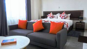 Standard Double Room | Desk, laptop workspace, free WiFi