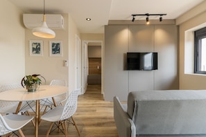 City Apartment 1502 | Living area - B.Homy - VA Perdizes (São Paulo)