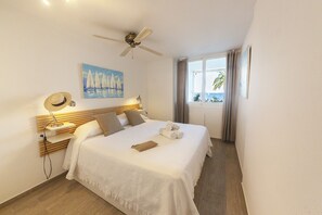 1 soverom, safe på rommet, strykejern/-brett og wi-fi (inkludert)