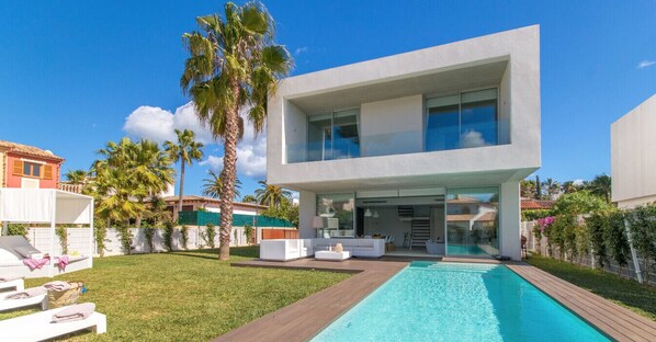 Pool - Villa Cuc with private pool, a few meters from Playa de Muro (Playa de Muro)