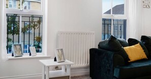 Fernseher, Videospiele, Bücher