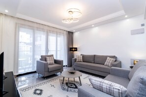 Smart TV - Stylish 3 Bedroomed City Apartment (Nairobi)