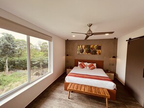 2 bedrooms, iron/ironing board, WiFi, bed sheets - Modern Private Galapagos Villa (Galápagos Islands)