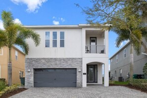 المنشأة من الخارج