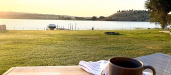 LAKE ESCAPE - Waterfront Property